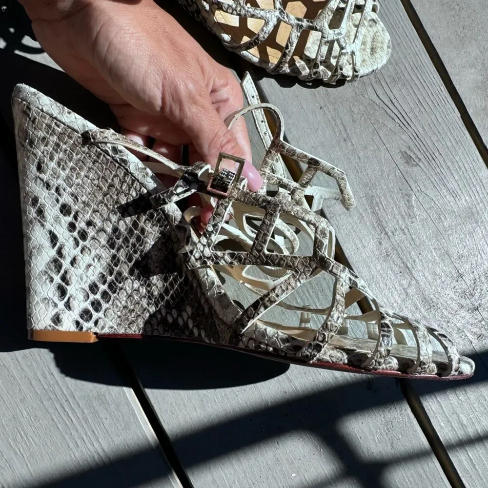 Schutz Python Snakeskin Wedge Sandals Size 10 Exotic Luxe Statement Heels
